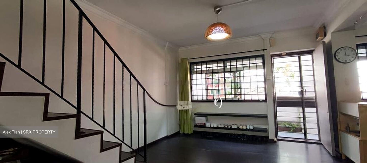 Blk 555 Choa Chu Kang North 6 (Choa Chu Kang), HDB Executive #505421951